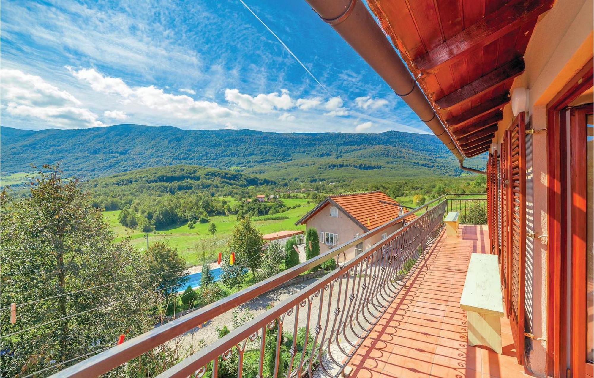 7 Bedroom Pet Friendly Home In Crni Kal Crni Kal  Eksteriør billede